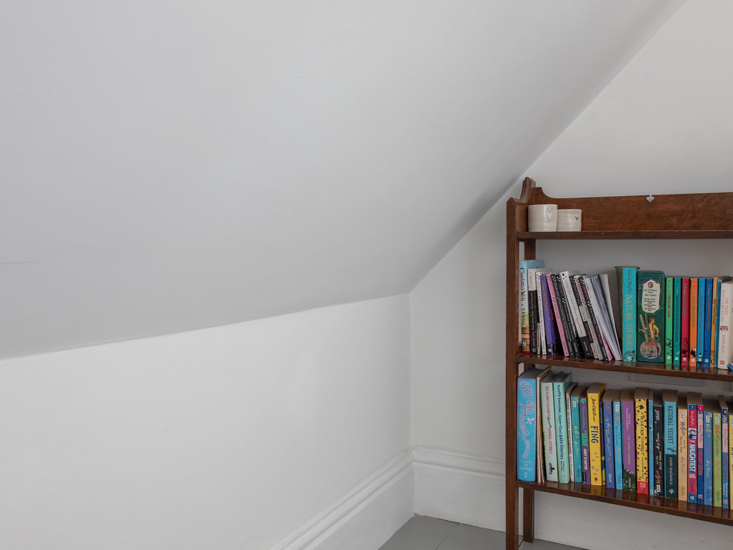 The Farmhouse, Malborough, Devon. Near coast. Off-road parking. Smart TV. Enclosed garden. Open plan