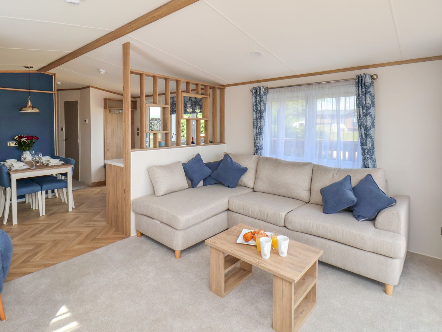 Aspen Lodge in Whitby, North Yorkshire. Single-storey. Open-plan. Near National Park.