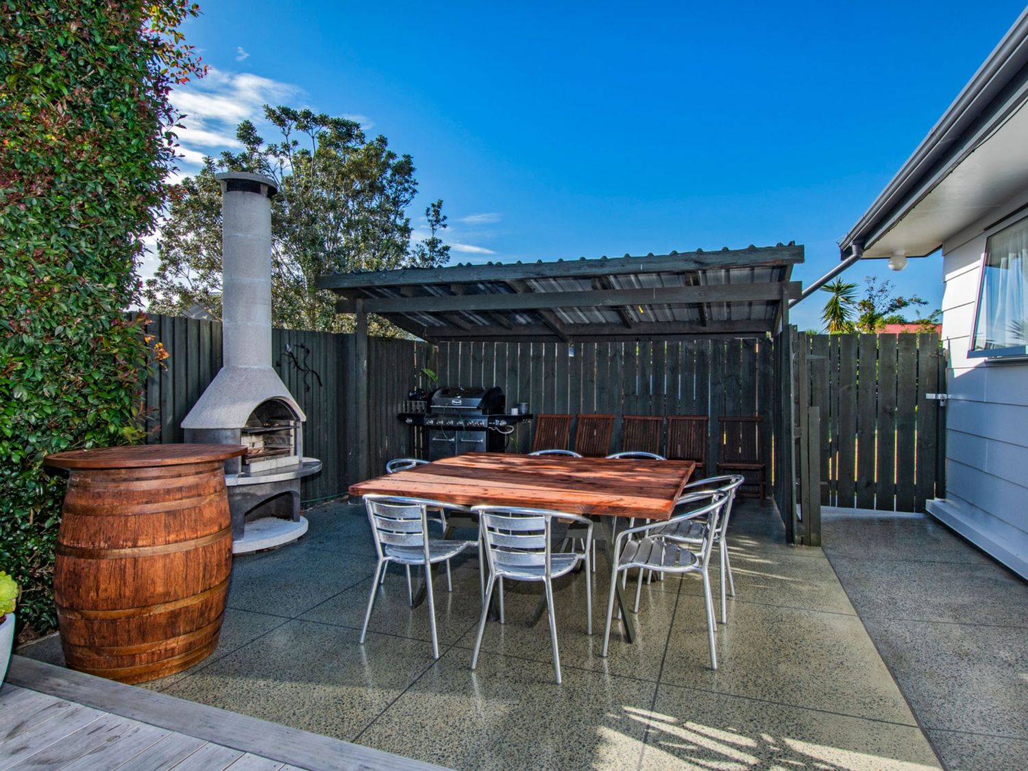 Ruakaka Holiday Escape - Ruakaka Holiday Home                     photo 2