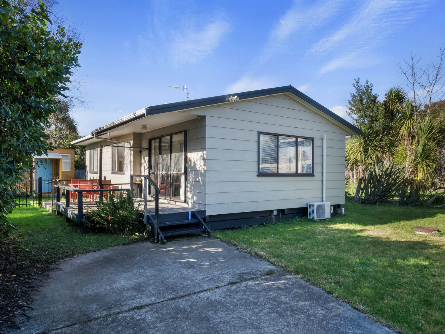 Dale Sanctuary - Raumati South Holiday Home -  - 1160524 - photo 1