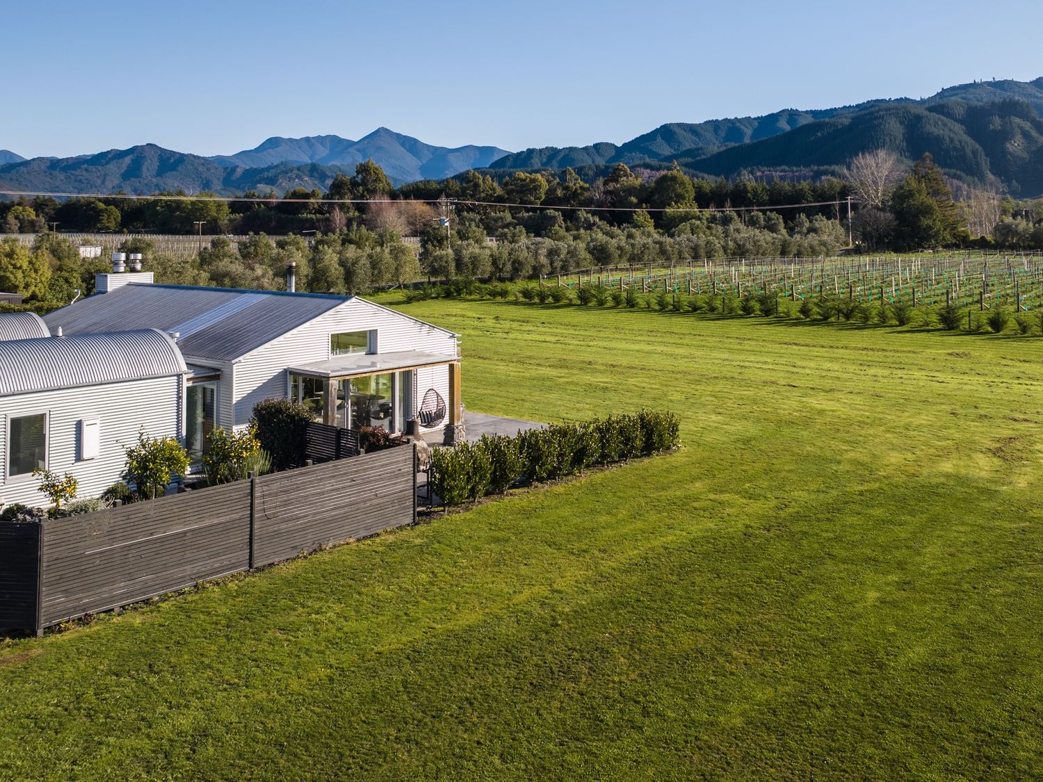 Rapaura Vineyard Escape - Blenheim Retreat -  - 1160599 - photo 1