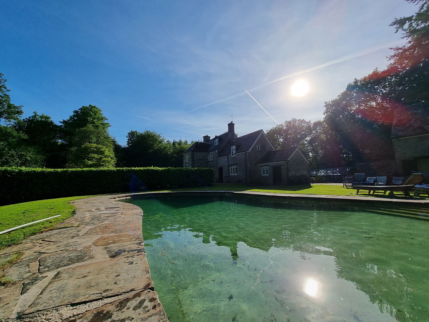 Danby Lodge, Yorkley, Gloucestershire. Swimming pool. Pet-friendly. Library. Cinema room. 6 bedrooms