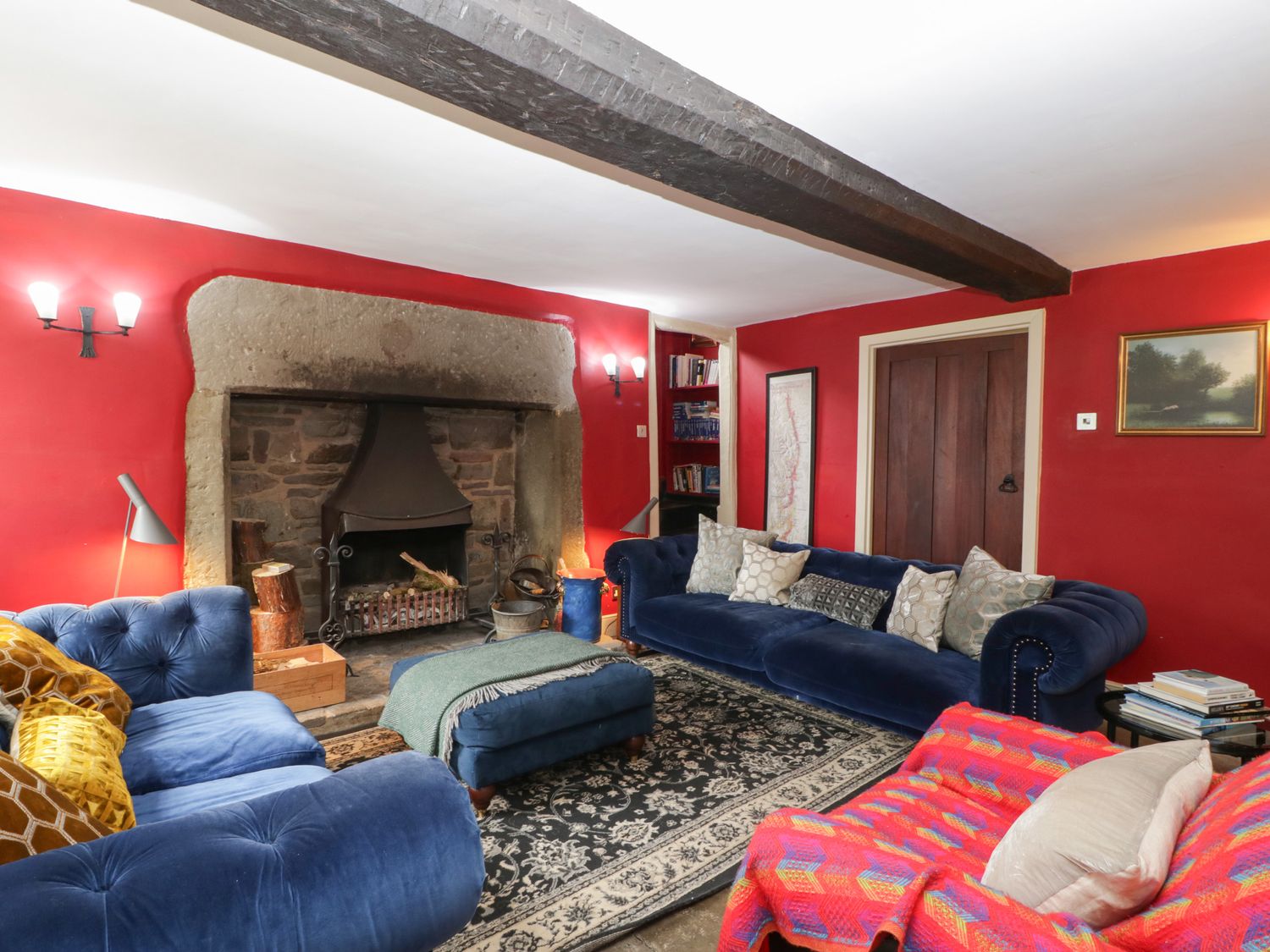 Danby Lodge, Yorkley, Gloucestershire. Swimming pool. Pet-friendly. Library. Cinema room. 6 bedrooms