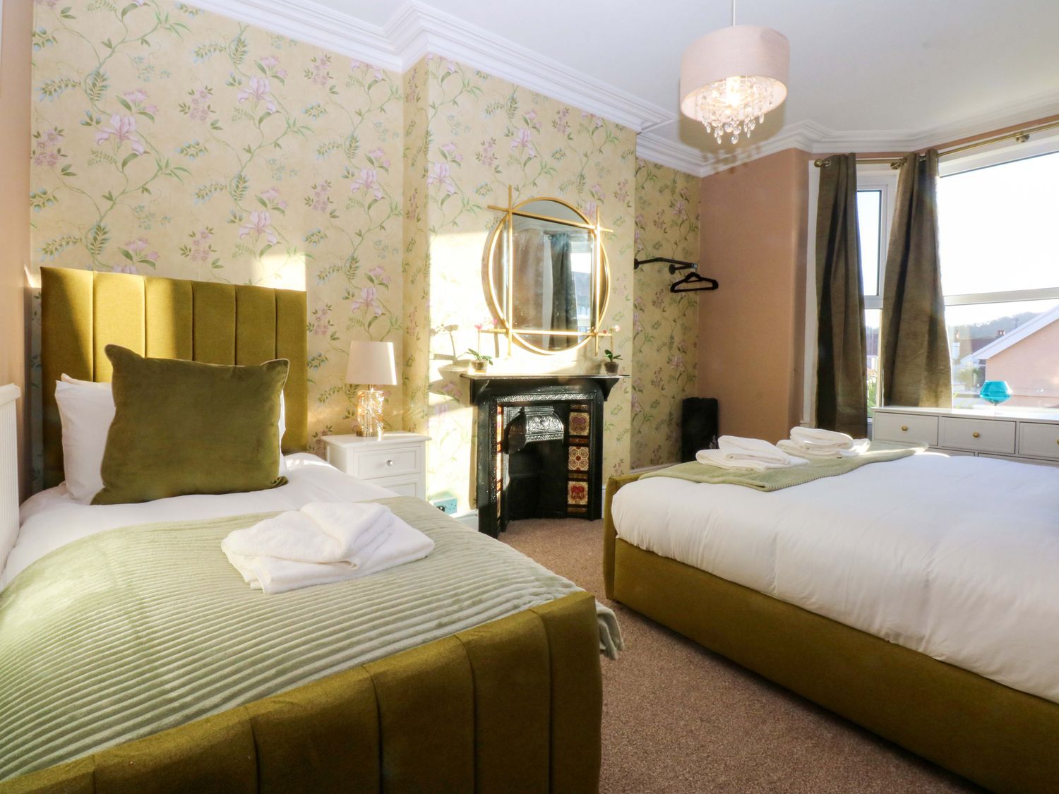 Curzon Heights, Llandudno