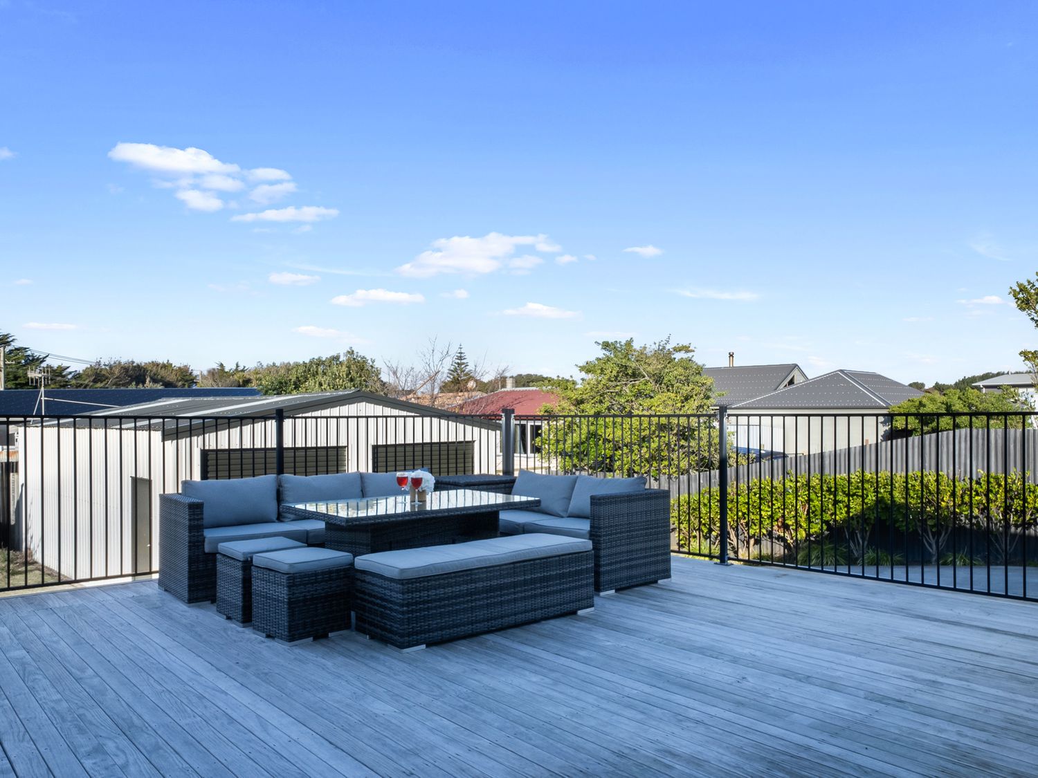 Ocean Breeze - Foxton Beach Holiday Home                     photo 2