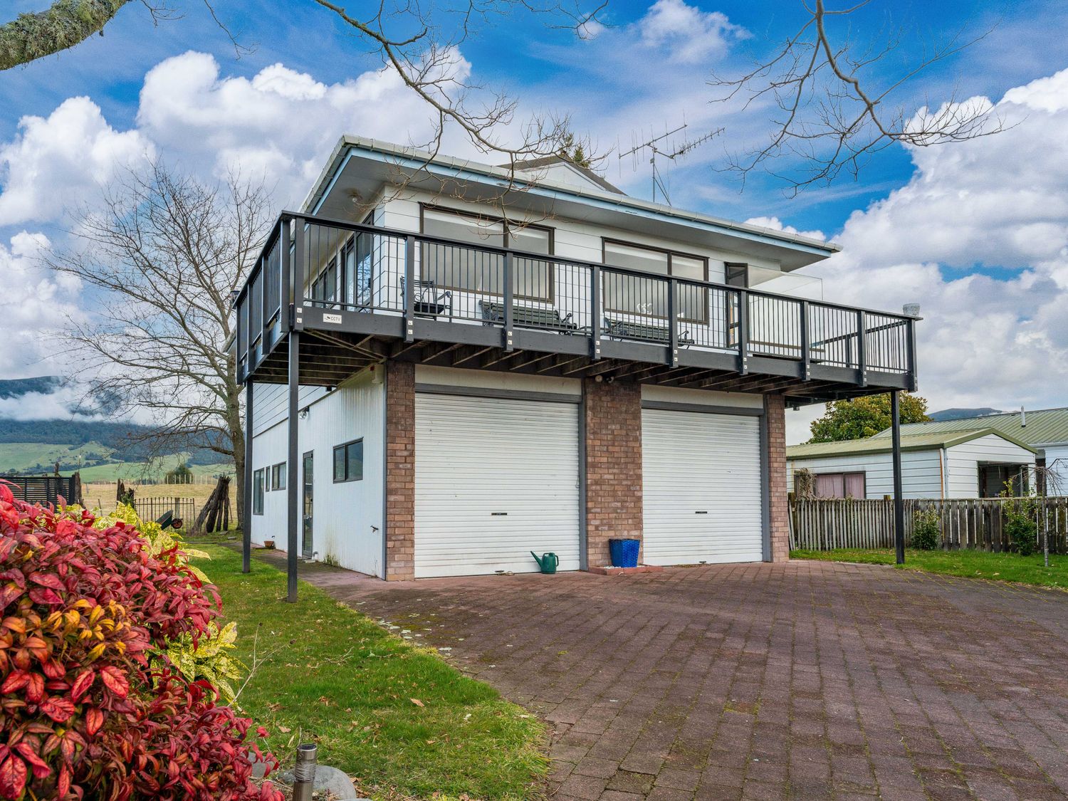 Riverside Haven - Turangi Holiday Home                     photo 2