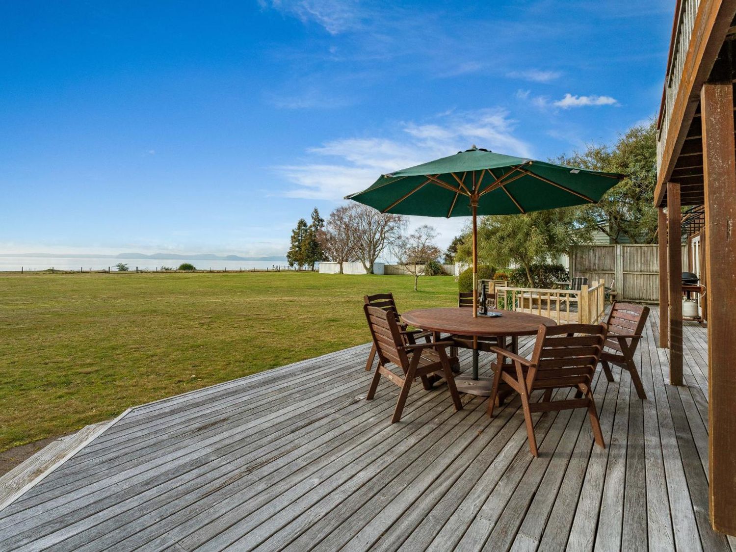 Lakefront Retreat - Lake Taupo Holiday Home -  - 1161781 - photo 1