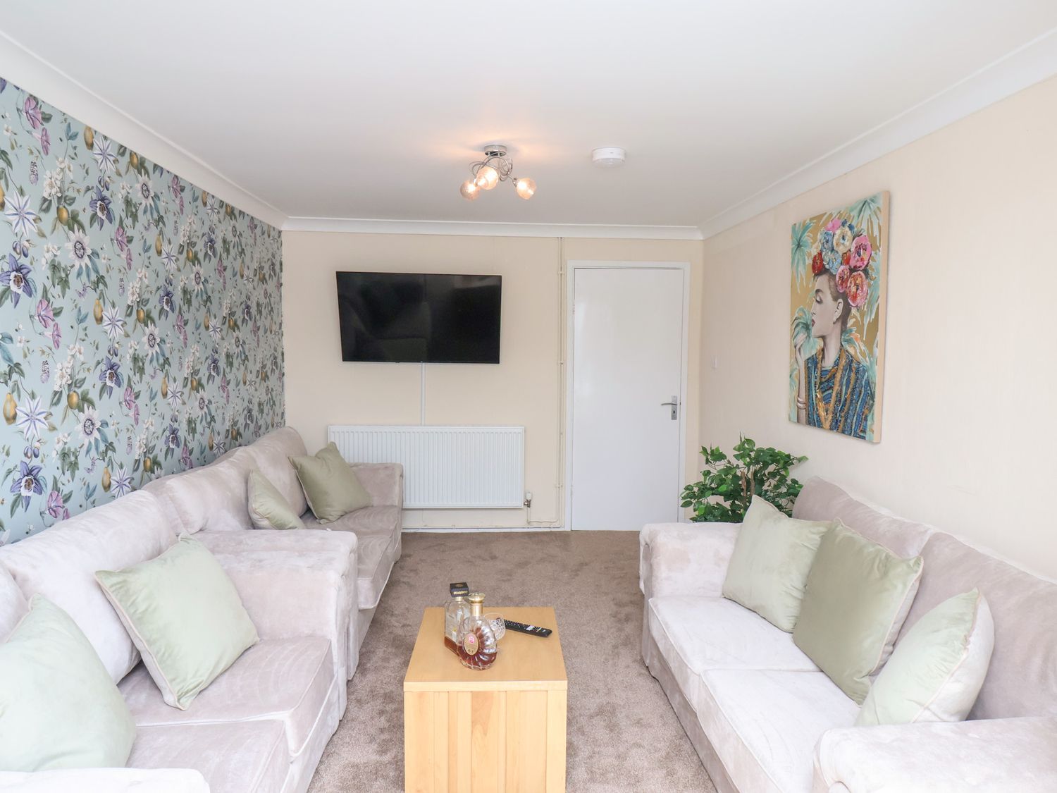 28 Tennyson Avenue, Bridlington