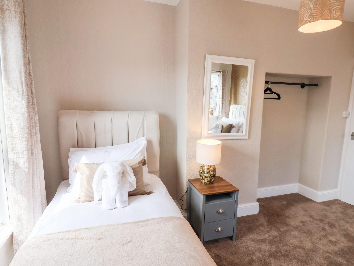 28 Tennyson Avenue, Bridlington