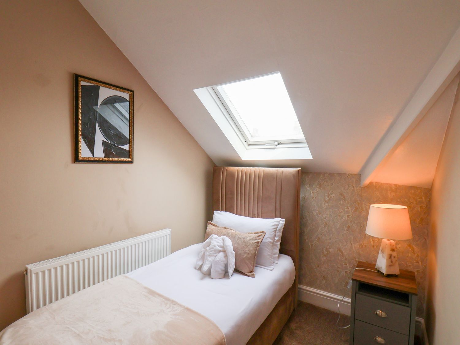 28 Tennyson Avenue, Bridlington