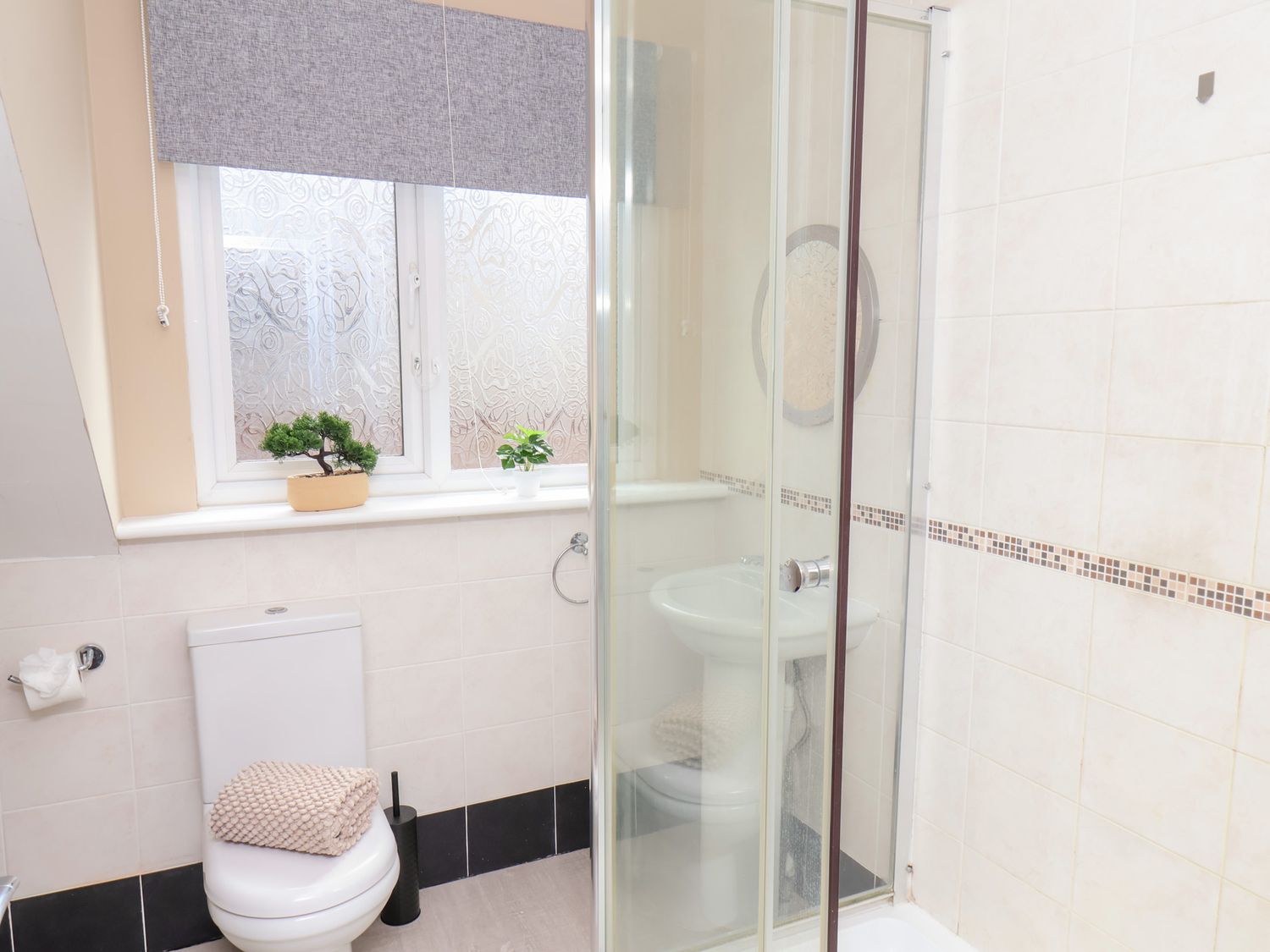28 Tennyson Avenue, Bridlington