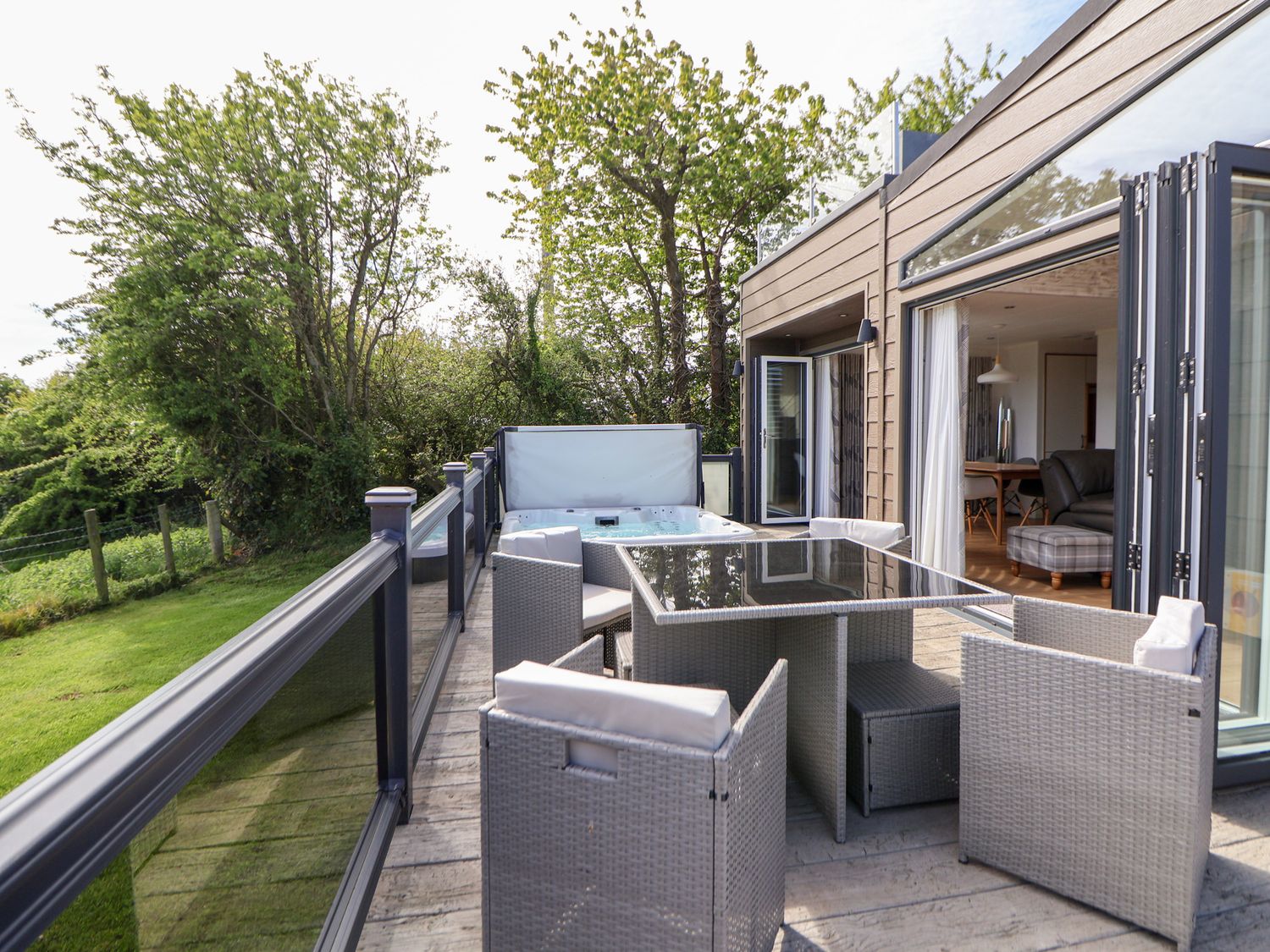The Lodge @ Racecourse House, Holywell