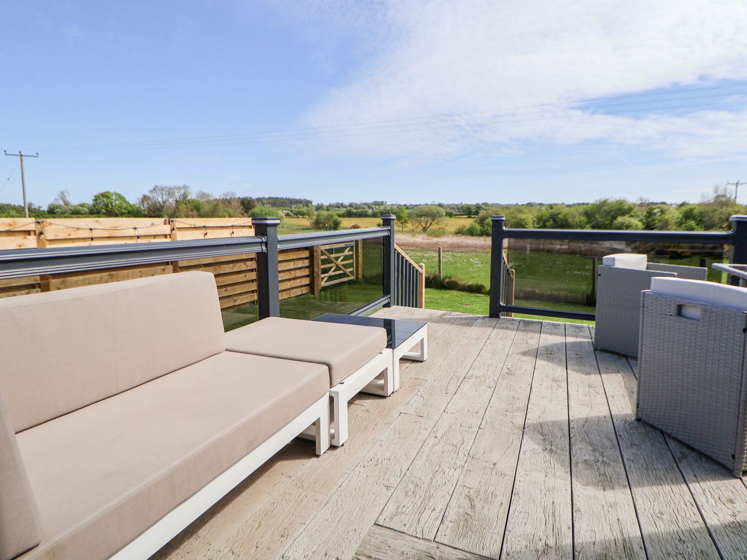 The Lodge @ Racecourse House, Holywell