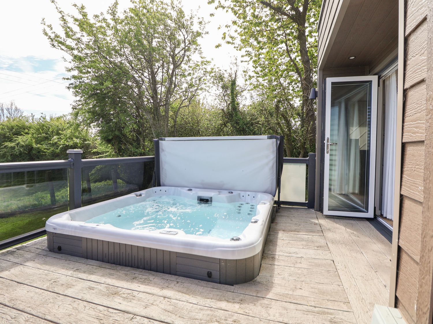 The Lodge @ Racecourse House, Holywell