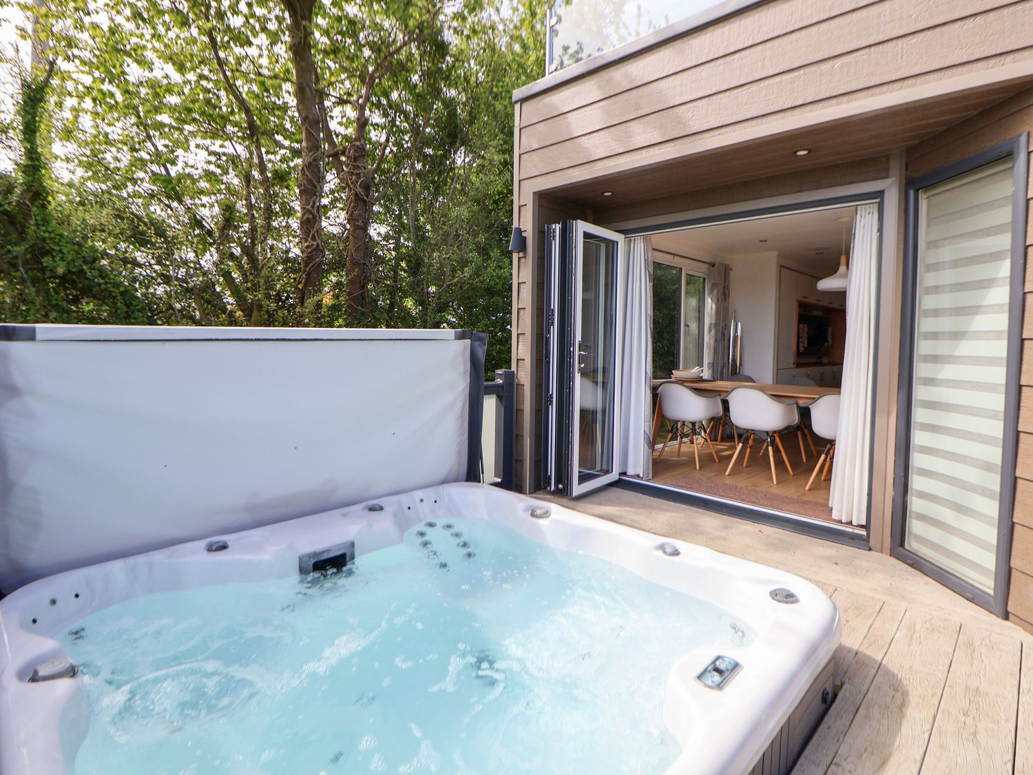 The Lodge @ Racecourse House, Holywell