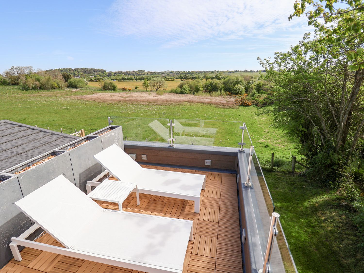 The Lodge @ Racecourse House, Holywell
