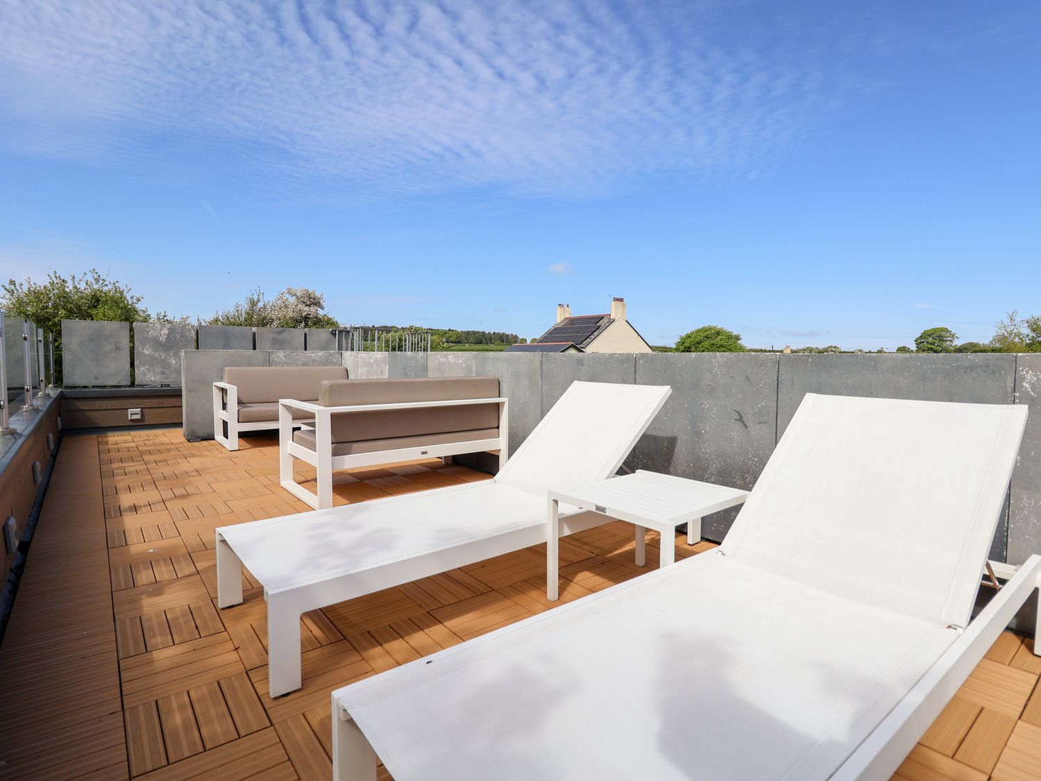 The Lodge @ Racecourse House, Holywell