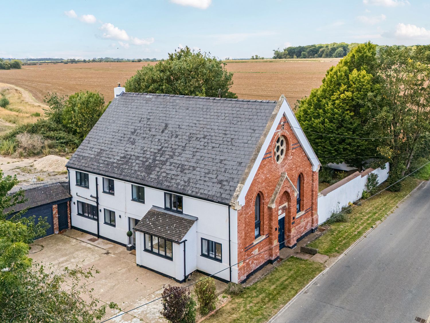 Old Chapel Glentworth, Ingham, Lincolnshire. Woodburning stove. Characterful. Countryside. Game room