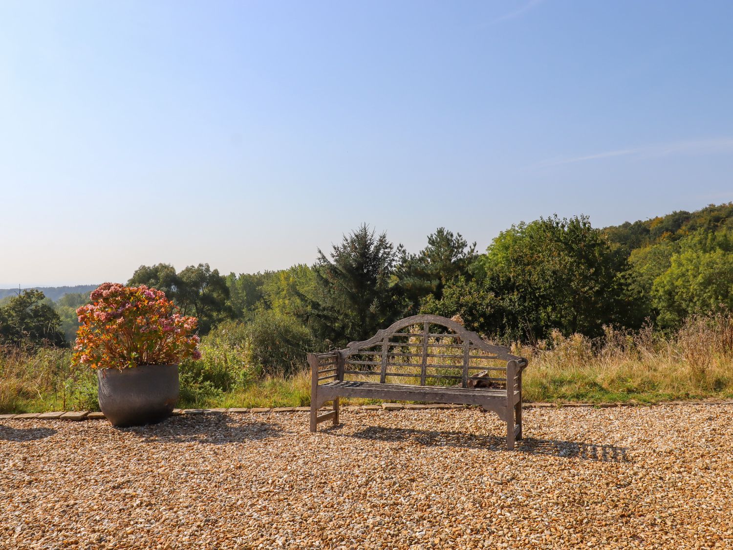 Sherway Dairy, Clyst Hydon, Devon. Romantic. Exceptional countryside views. Single-storey. Smart TV.