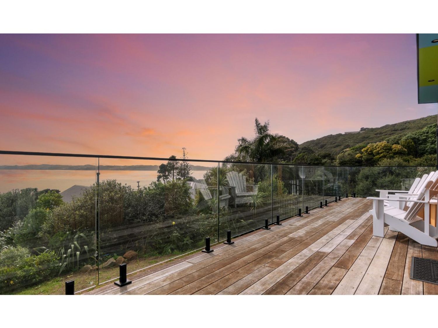 Norté Surf Vista - Whale Bay Raglan Holiday Home -  - 1163871 - photo 1