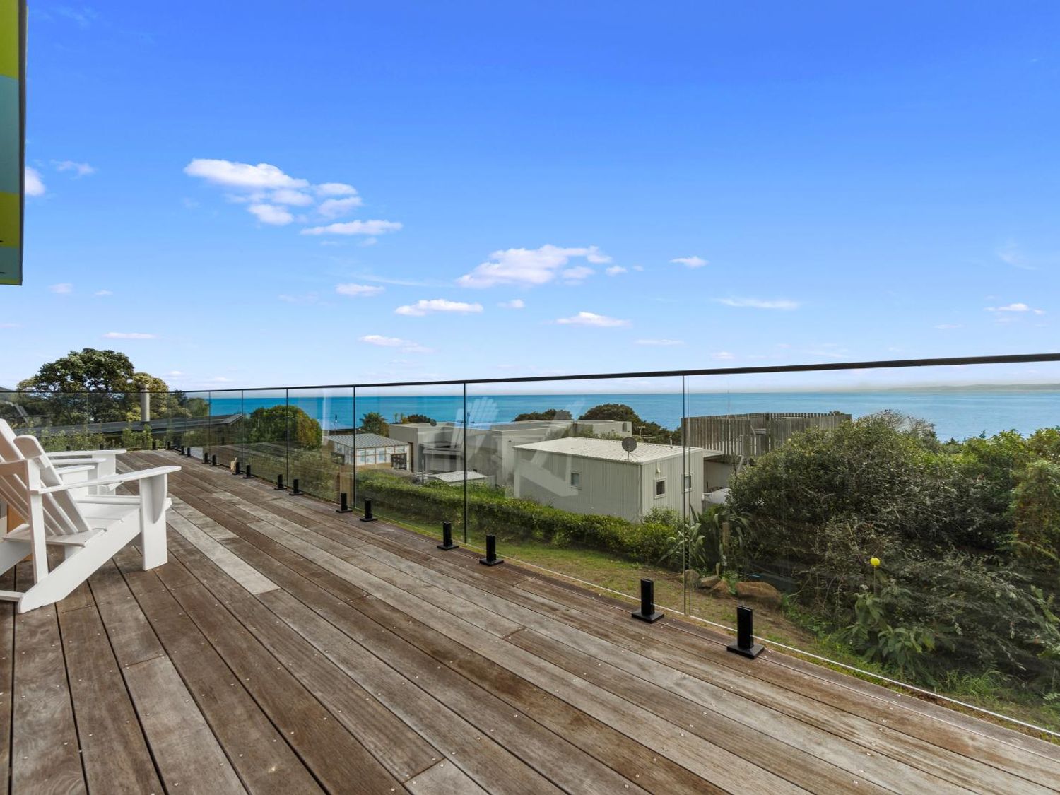Norté Surf Vista - Whale Bay Raglan Holiday Home                     photo 2