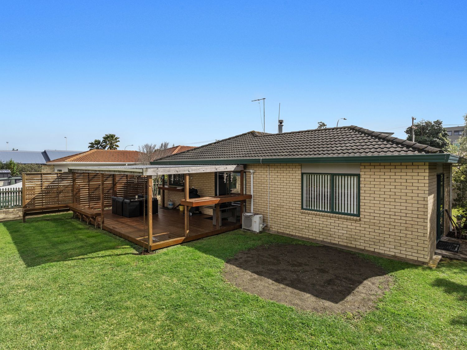 The Sun Trap - Ohope Beach Holiday Home -  - 1163962 - photo 1