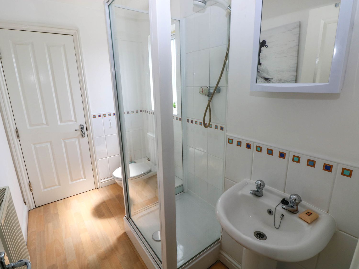 81 Alban Road, Llanelli, Carmarthenshire. Near local beach. Enclosed garden. Off-road parking. WiFi.