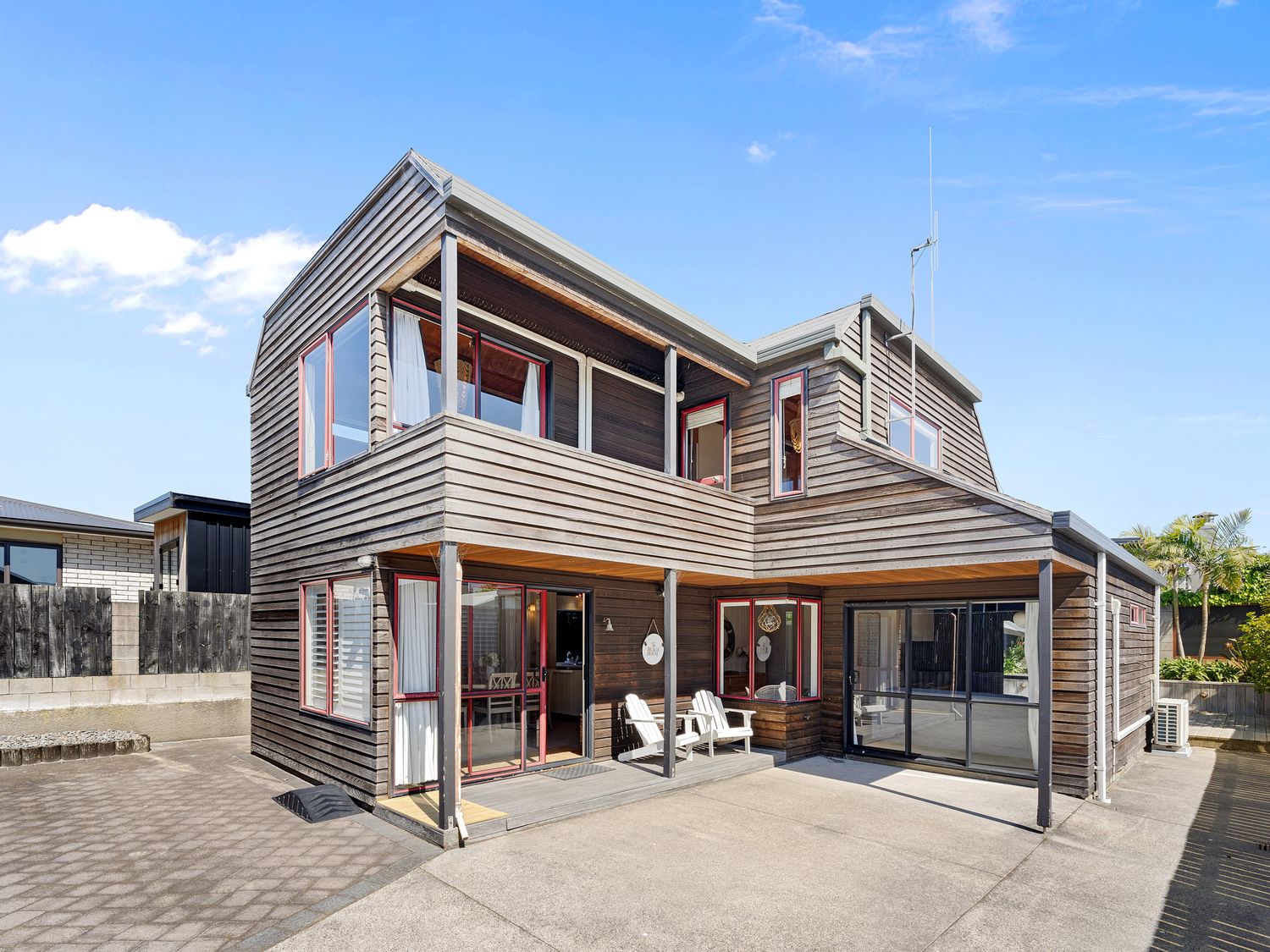 The Beach House - Mt Maunganui Holiday Home -  - 1164288 - photo 1