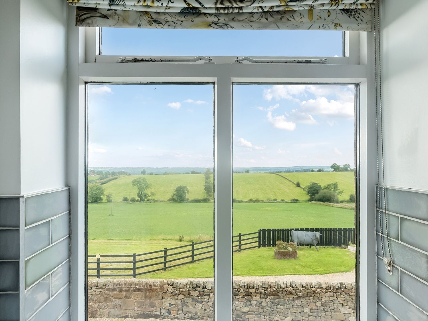 Holly Dale in Bradnop, near Leek, Staffordshire. Woodburning stove. Hot tub. Sauna. Barbecue. Rural.