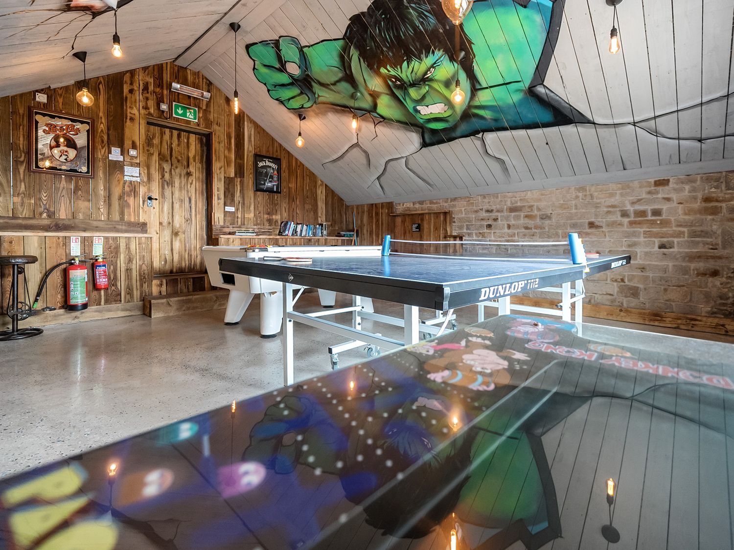 Holly Dale in Bradnop, near Leek, Staffordshire. Woodburning stove. Hot tub. Sauna. Barbecue. Rural.