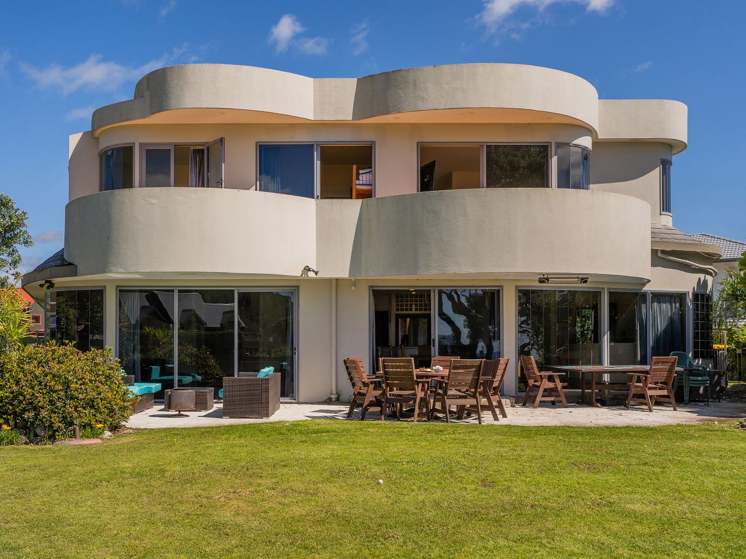 Beach Haven Bonanza - Pauanui Holiday Home                     photo 2