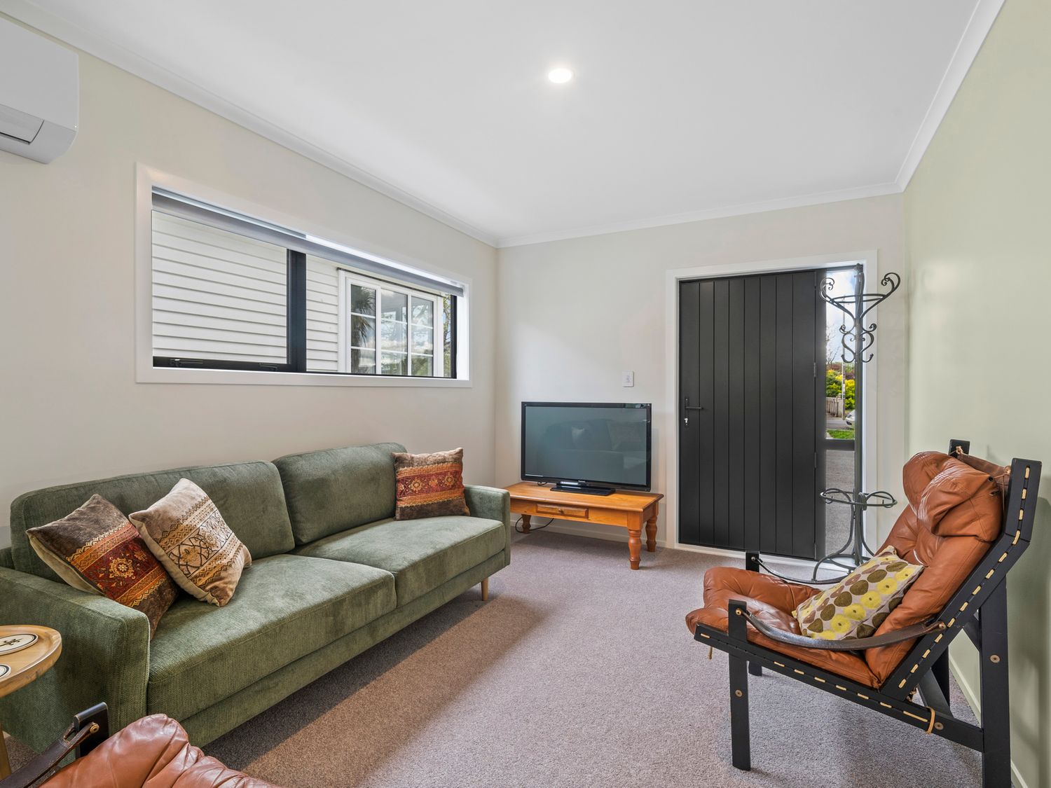 Birch Cottage - Greytown Holiday Home                     photo 2