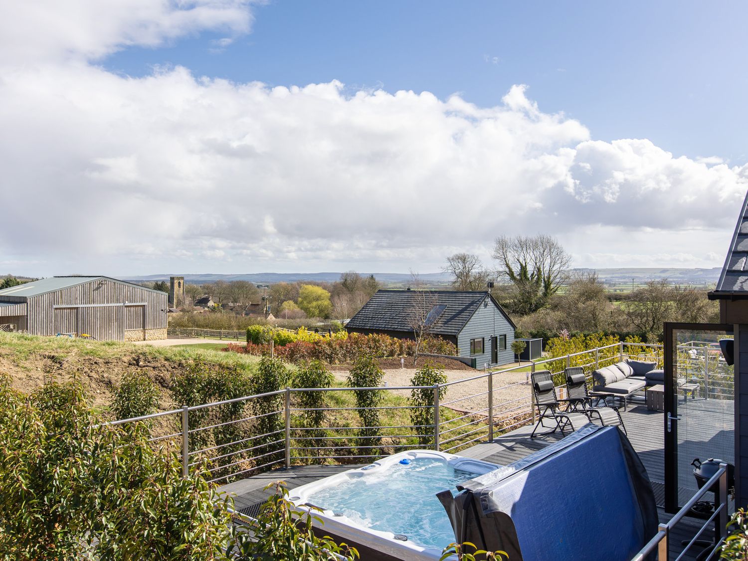 Hare's Hill, Thornton-Le-Dale