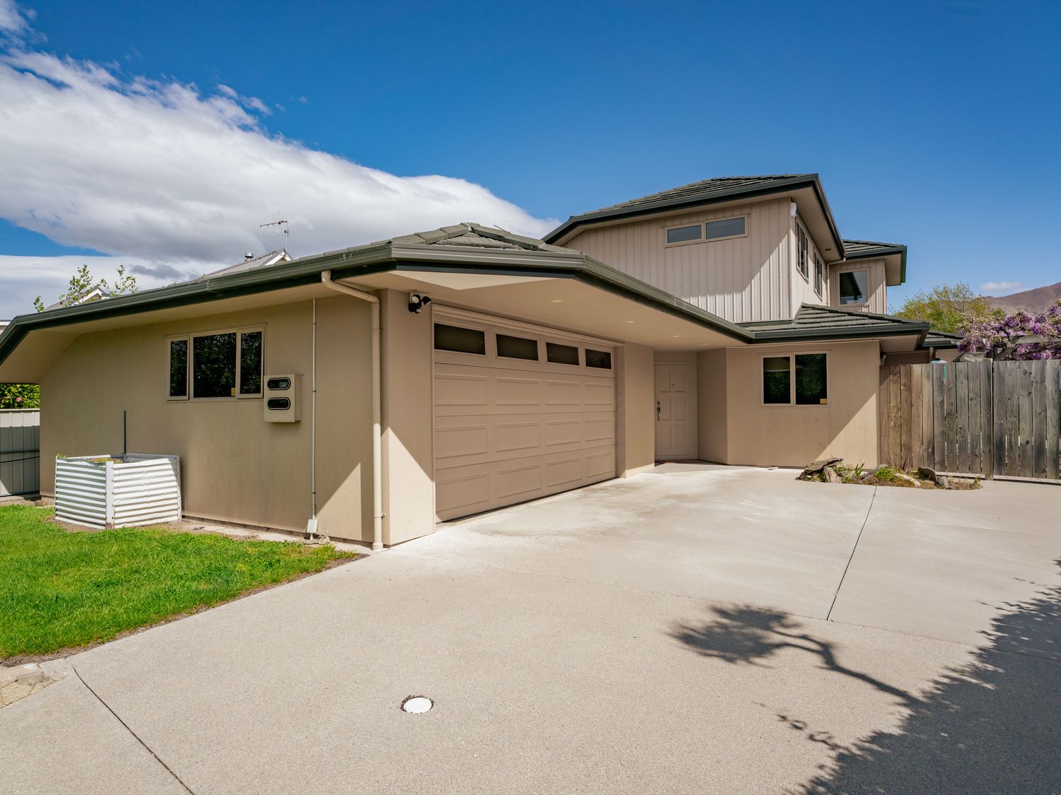 Cherry Court - Wanaka Holiday Home                     photo 24