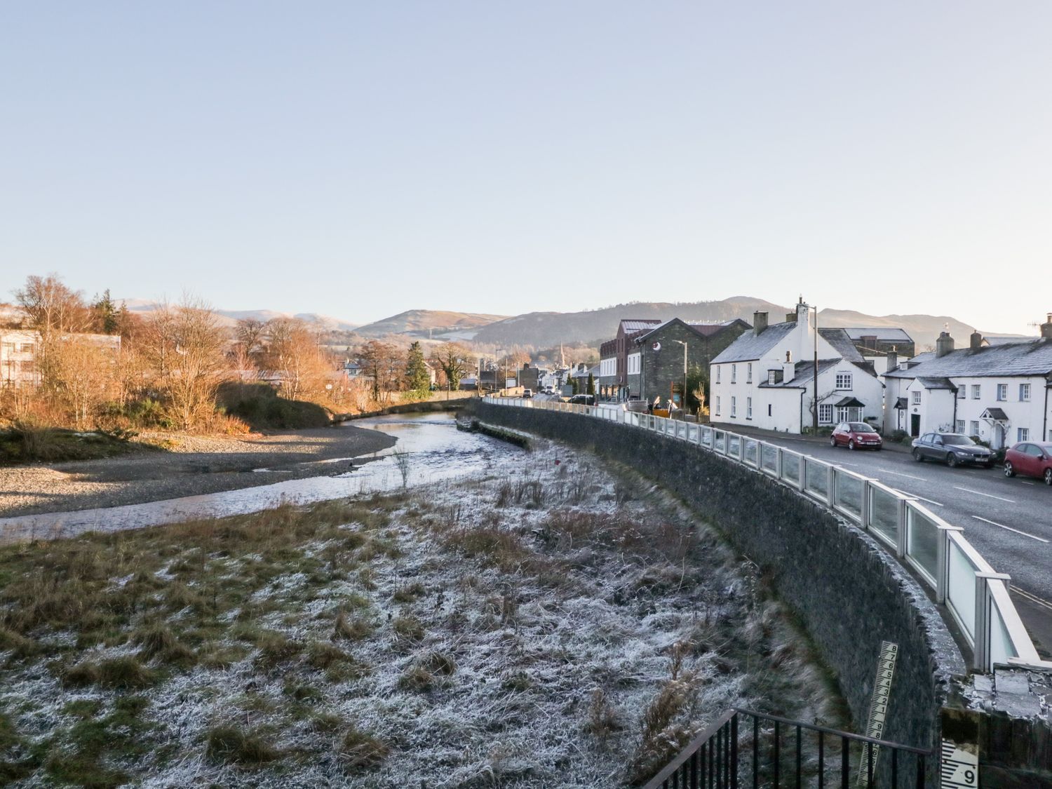 Lakeland View, Keswick, Cumbria. Near amenities. In the Lake District National Park. Private hot tub