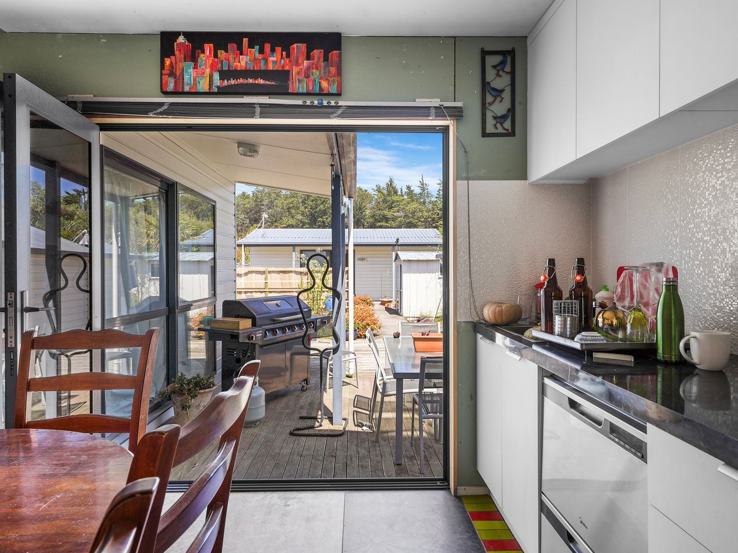 The Bach at Old Broadway - Waikuku Beach Retreat                     photo 2