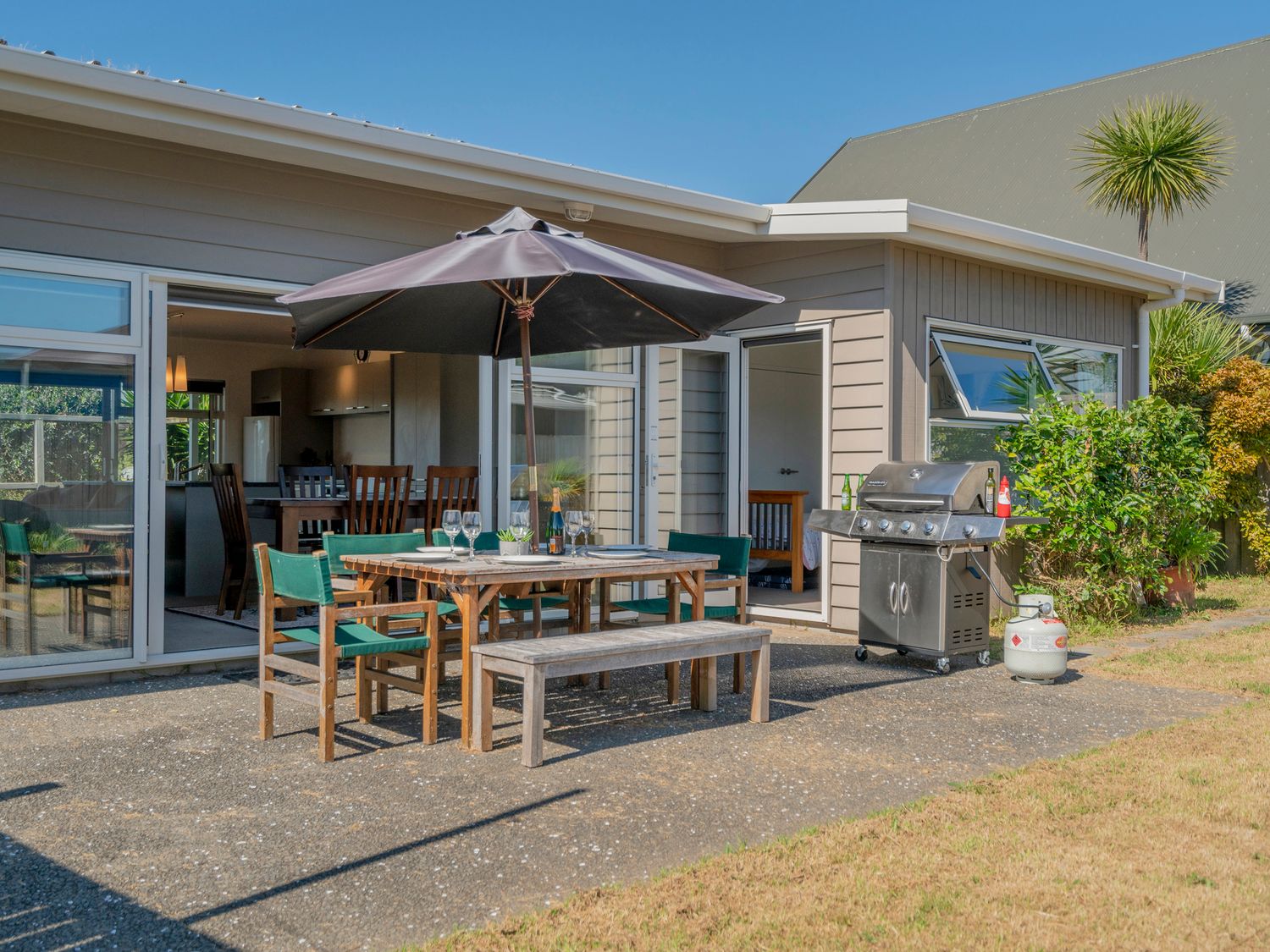 Unwind on The Fairway - Matarangi Holiday Home -  - 1165328 - photo 1