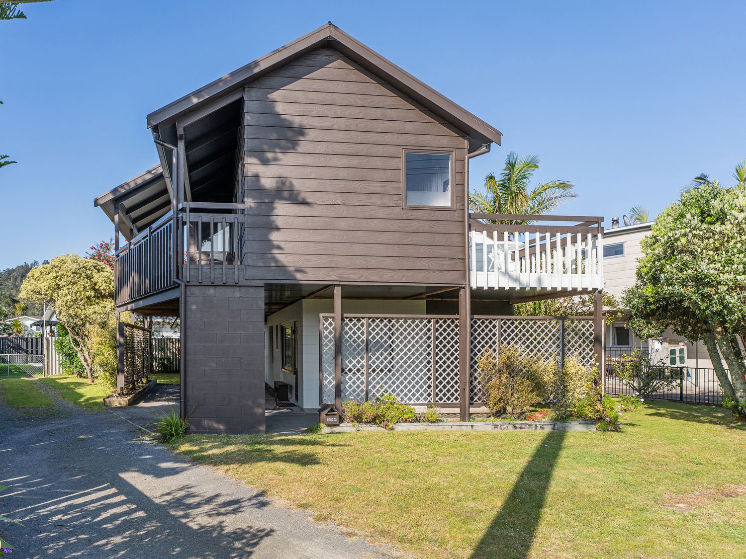 Whanga Bach - Whangamata Holiday Home                     photo 2
