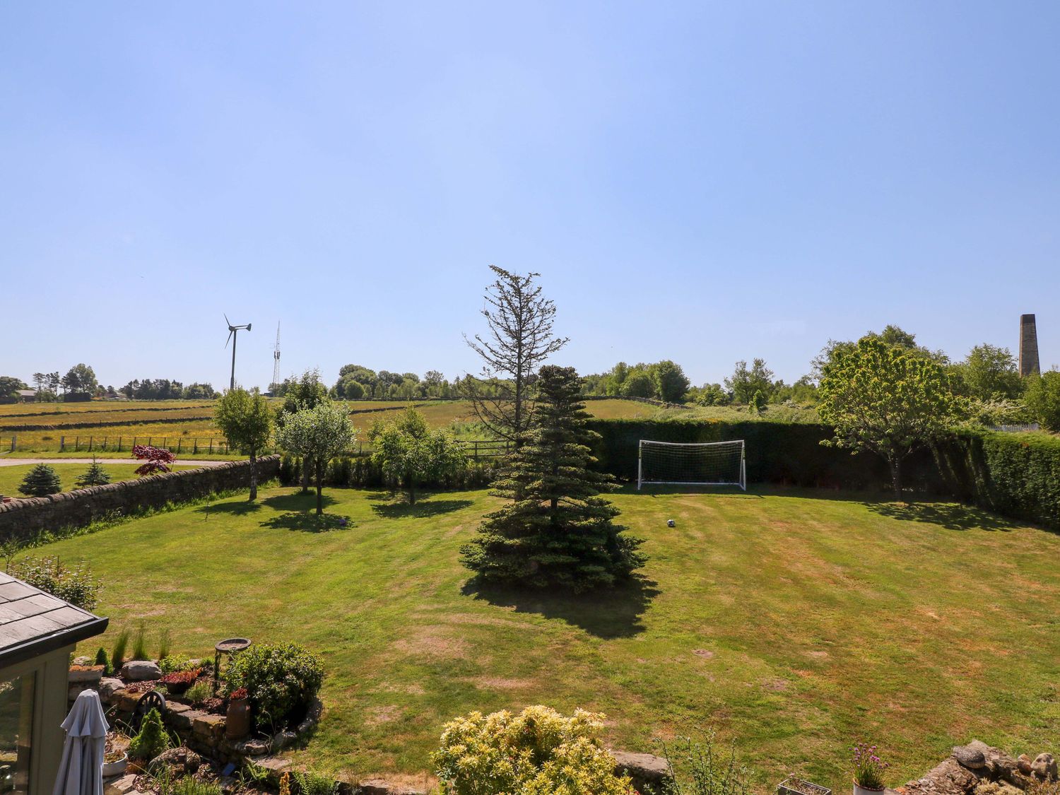 Cherry Tree Farm in Chesterfield, Derbyshire. Hot tub. Woodburning stove. Smart TV. Off-road parking