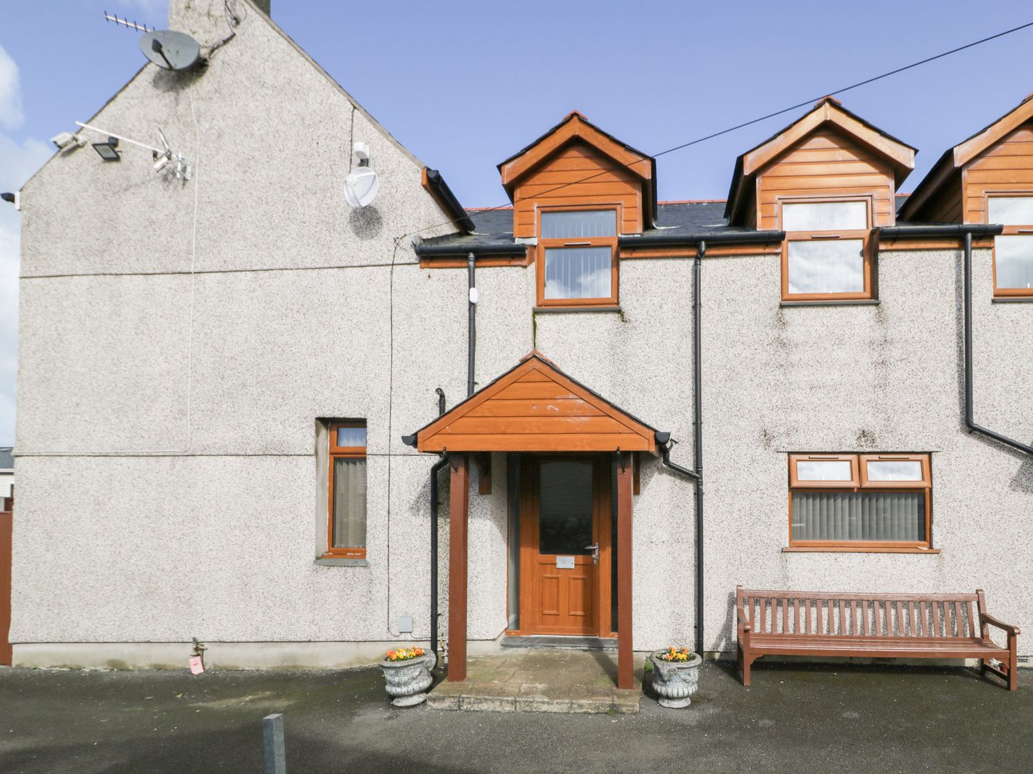 Bwthyn Y Mor, Tal-Y-Bont