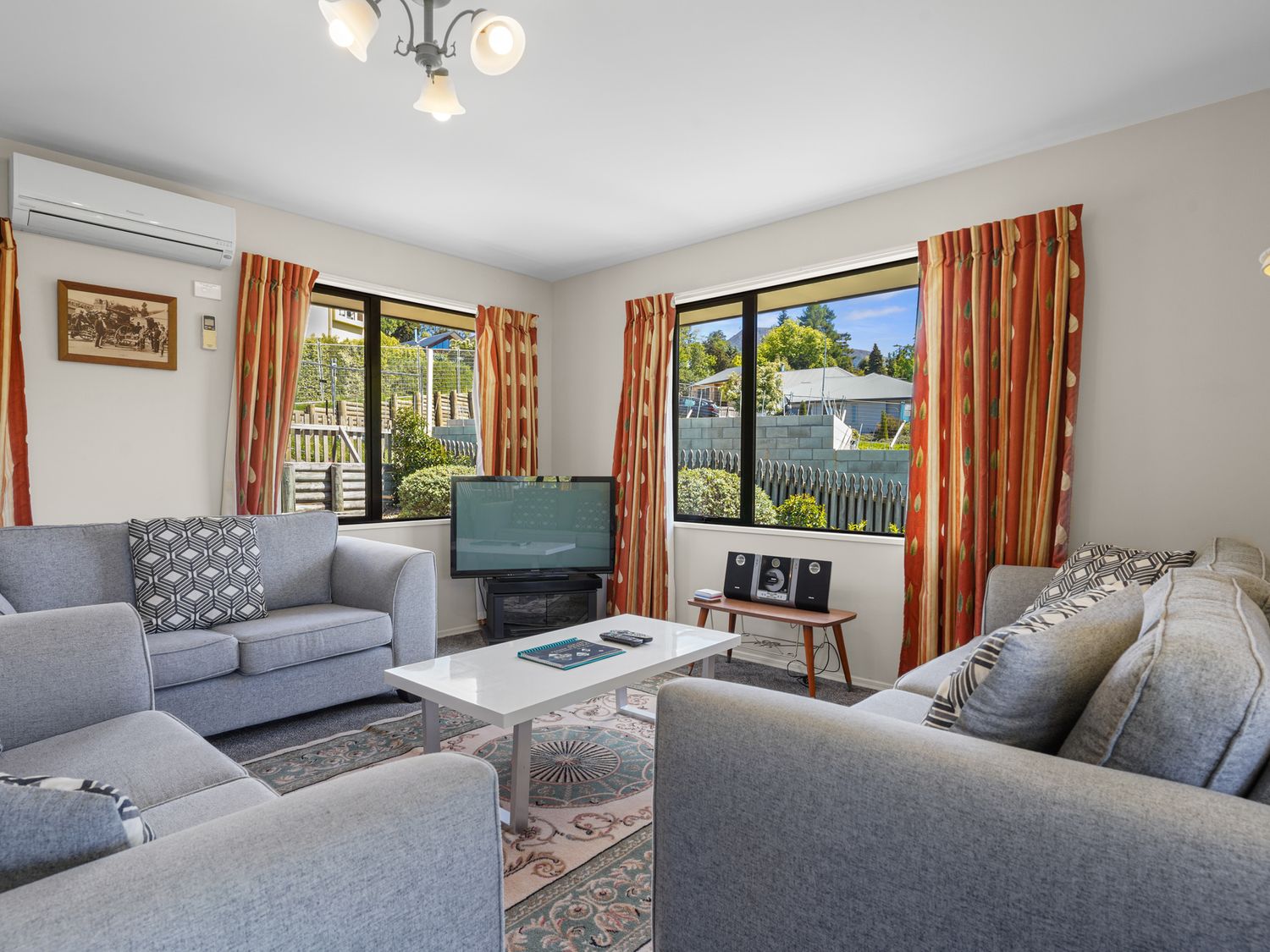 Alpine Peek - Hanmer Springs Holiday Home                     photo 2