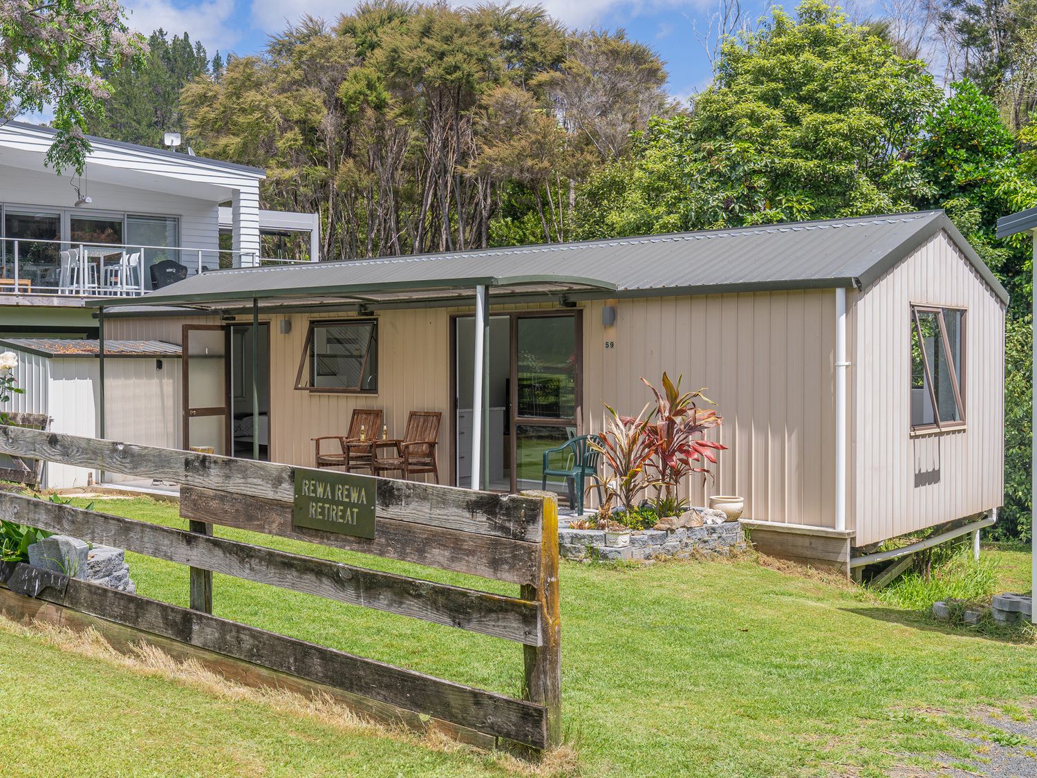 Rewa Rewa Retreat - Tairua Holiday Home -  - 1165741 - photo 1