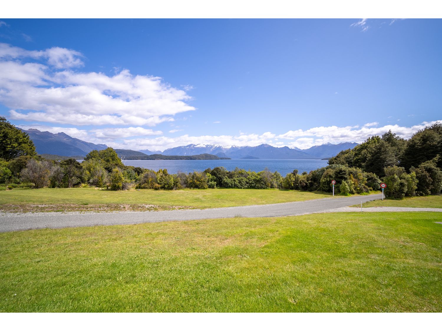 Cosy Lakeside - Manapouri Holiday Home                     photo 34
