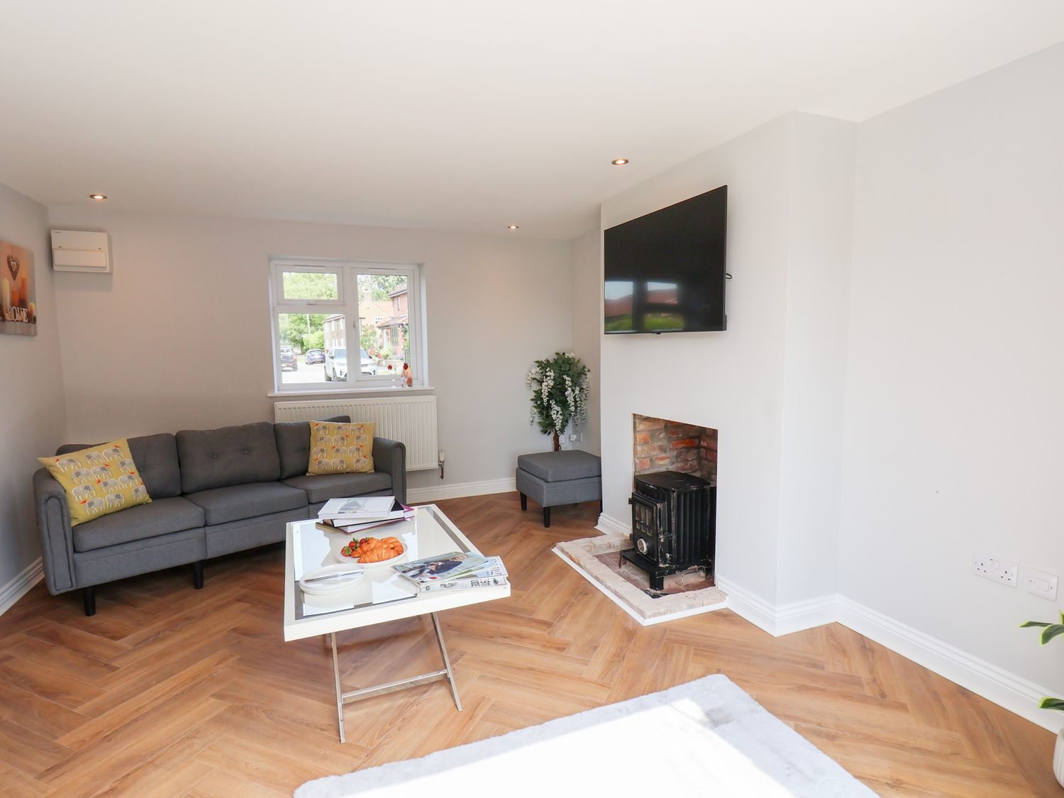 Manor Cottage, Nafferton