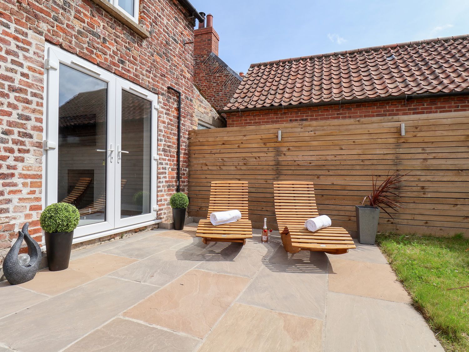Manor Cottage, Nafferton
