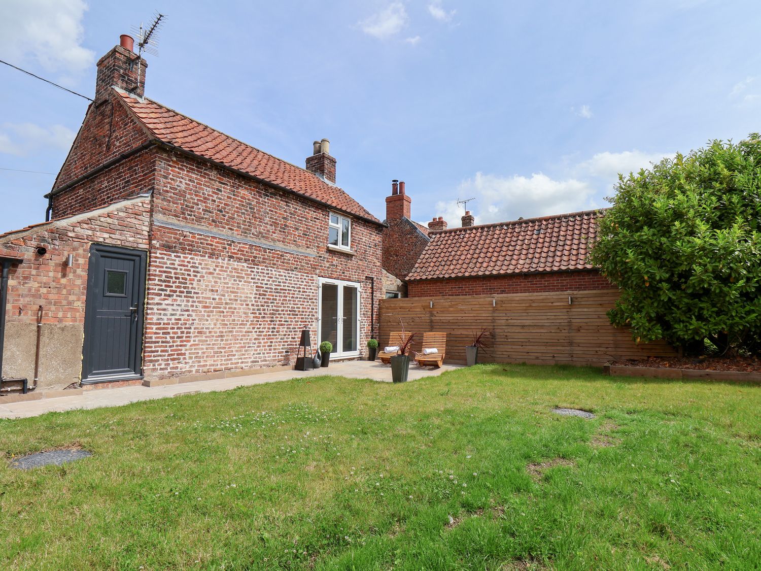 Manor Cottage, Nafferton