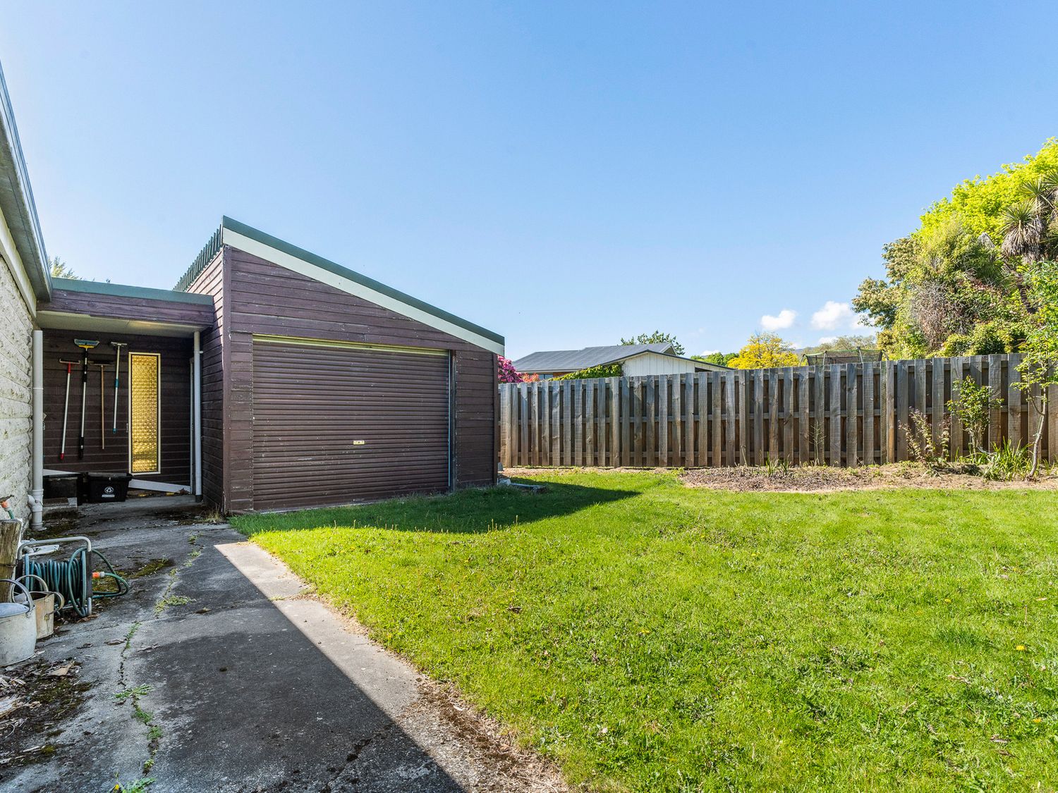Sunlit Solace - Wanaka Holiday Home                     photo 18