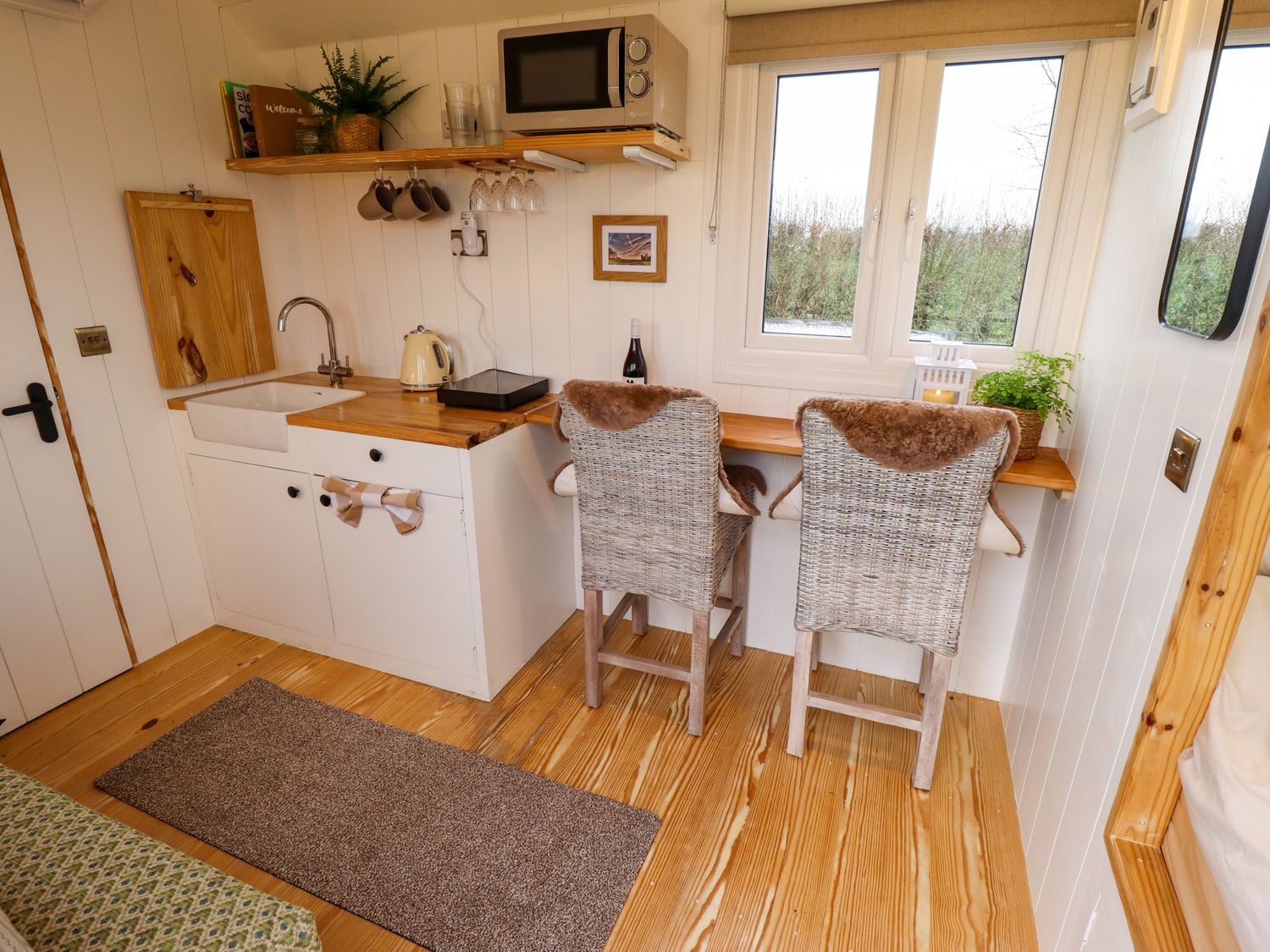 Shepherds Hut - Ash, Lincoln