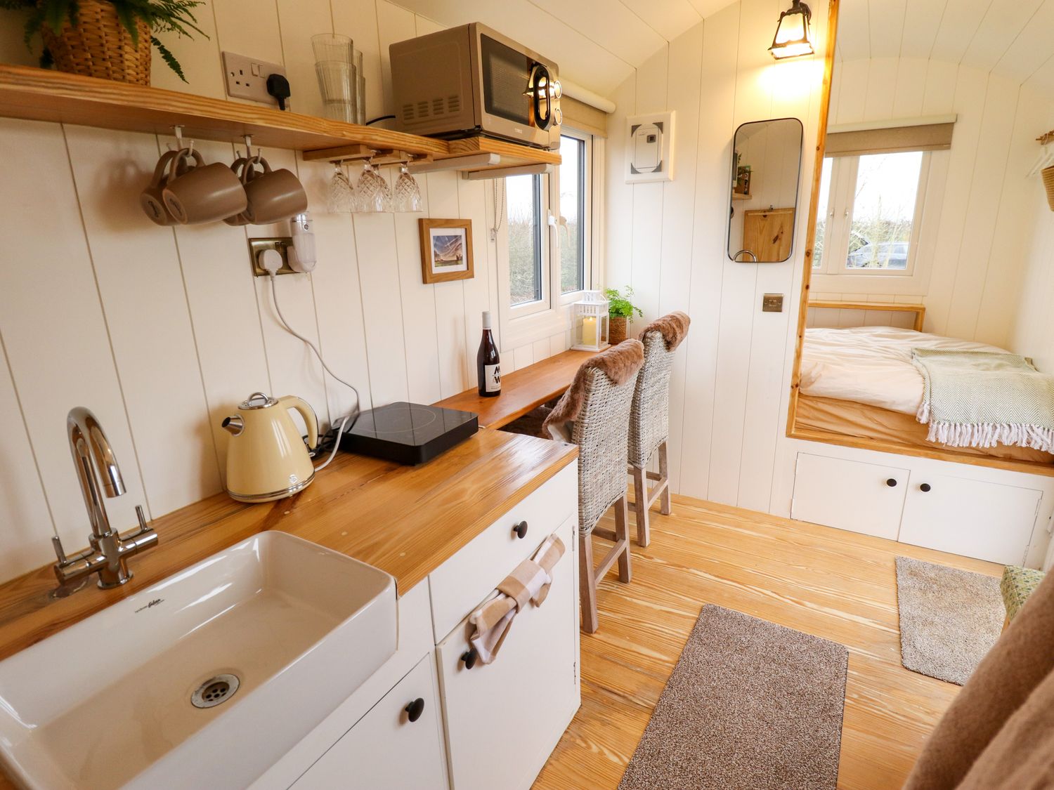 Shepherds Hut - Ash, Lincoln