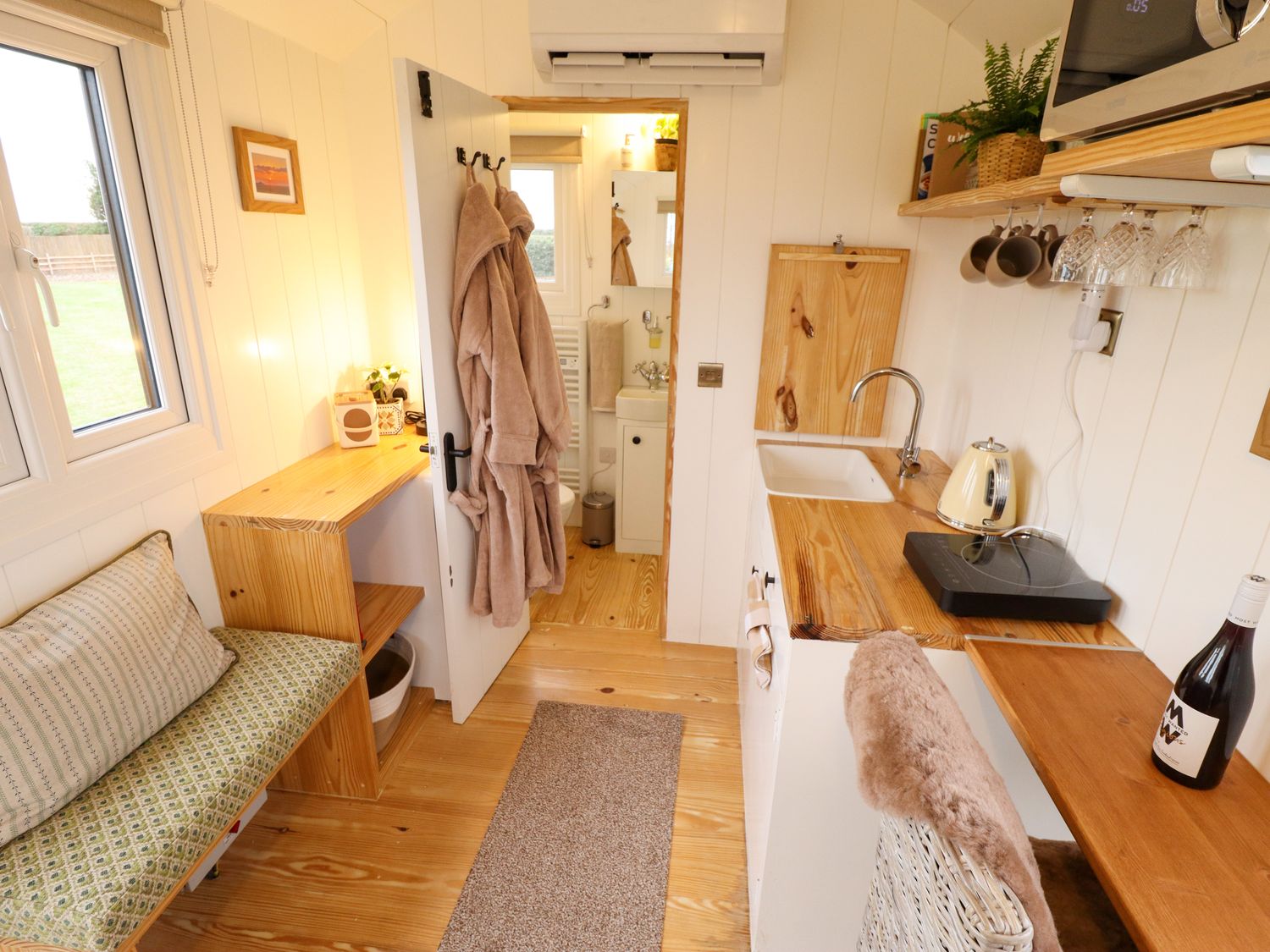 Shepherds Hut - Ash, Lincoln